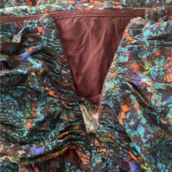 Free People Saturday Sun Mini Skirt Who is She
Combo 10 - Picture 12 of 16